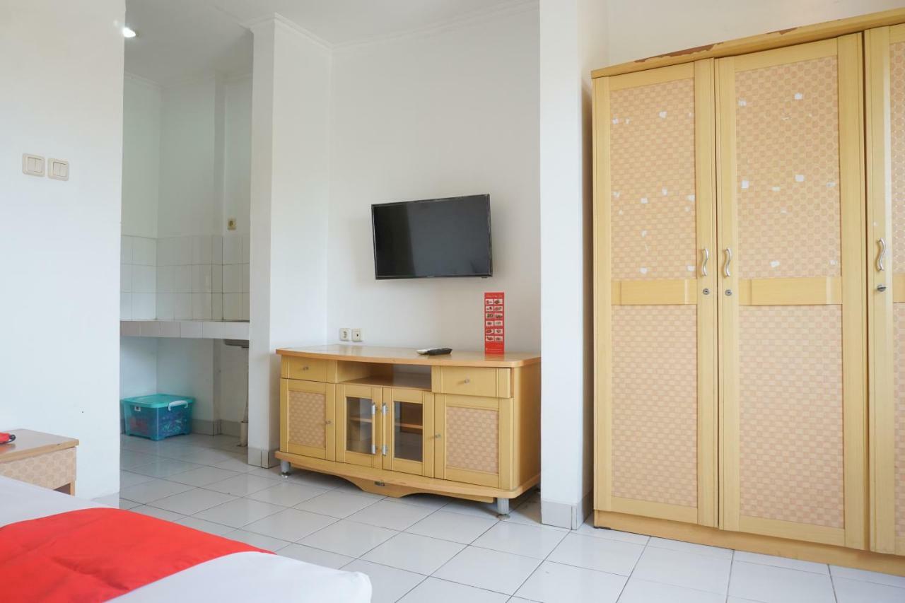 Residences By Reddoorz Near Maranatha University Bandung Exterior foto