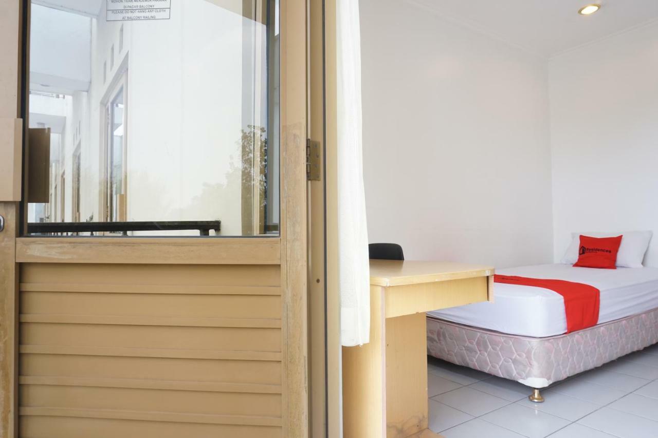 Residences By Reddoorz Near Maranatha University Bandung Exterior foto